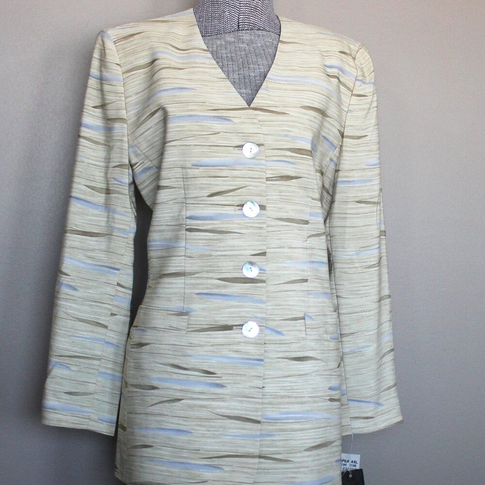 Le Suit skirt suit, size 10 Petite, new with tags. Blue/green